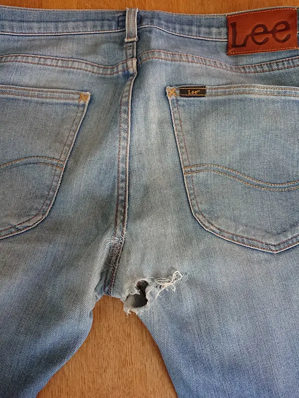 trasiga lee jeans